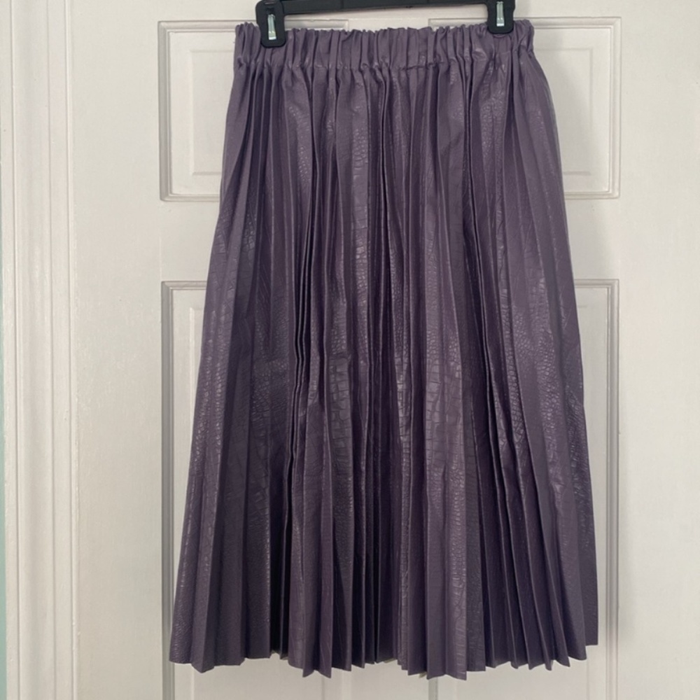 BURU Faux Croc Skirt - size M/L